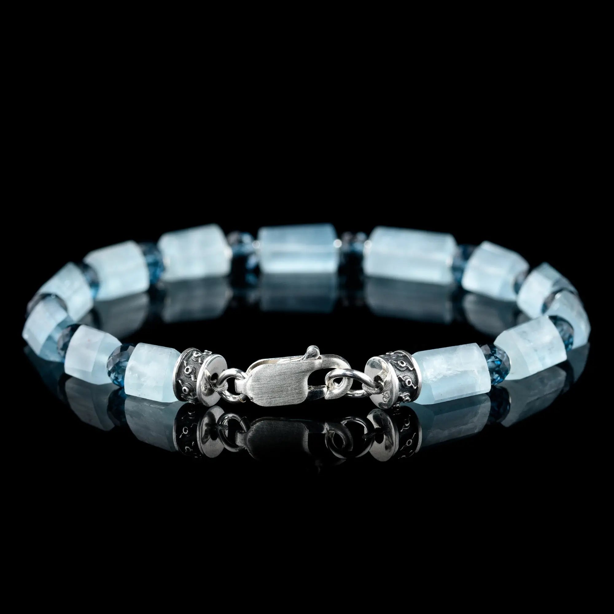 Aquamarine - London Blue Topaz Bracelet I (6mm)