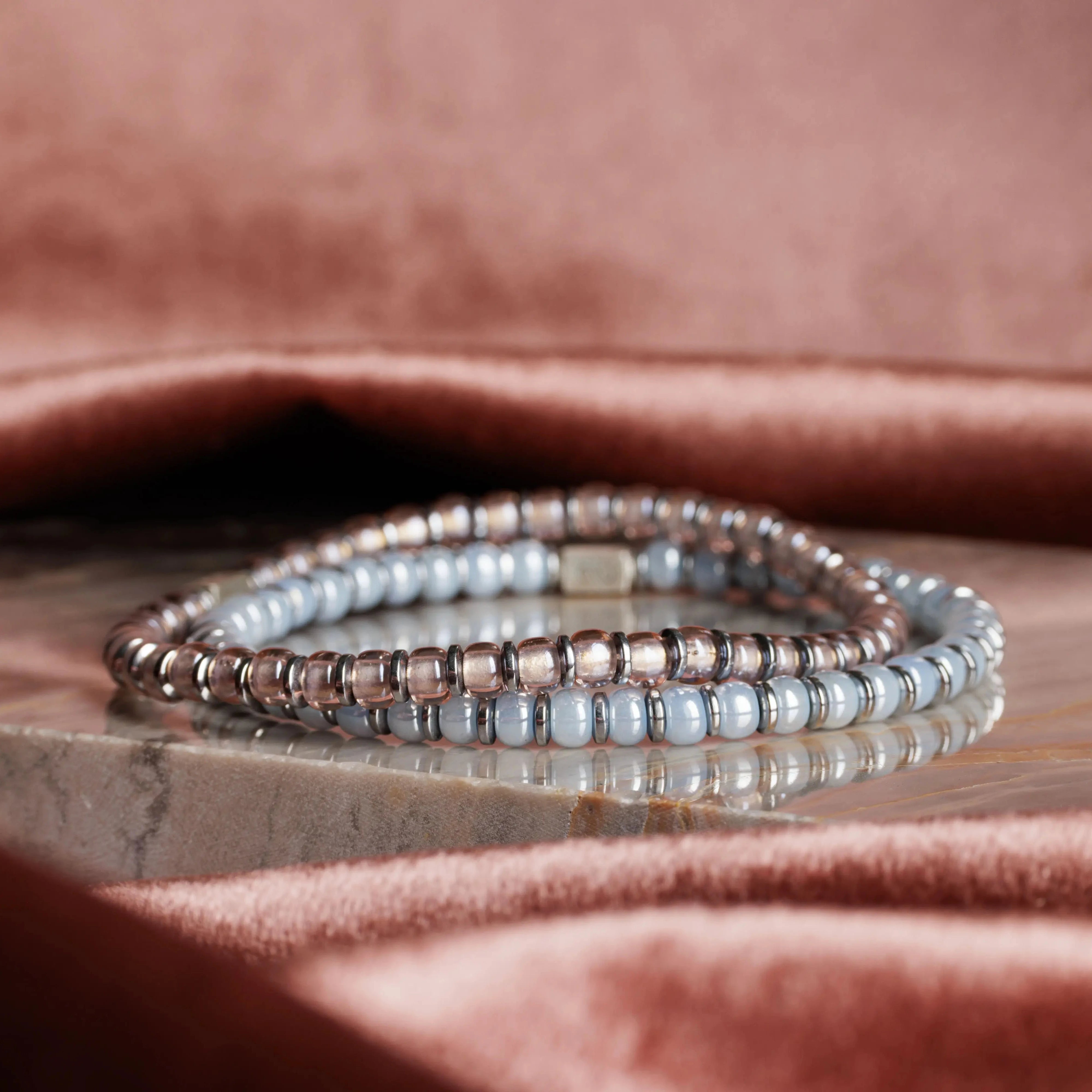 Hematite - Blue Bracelet I (4mm)