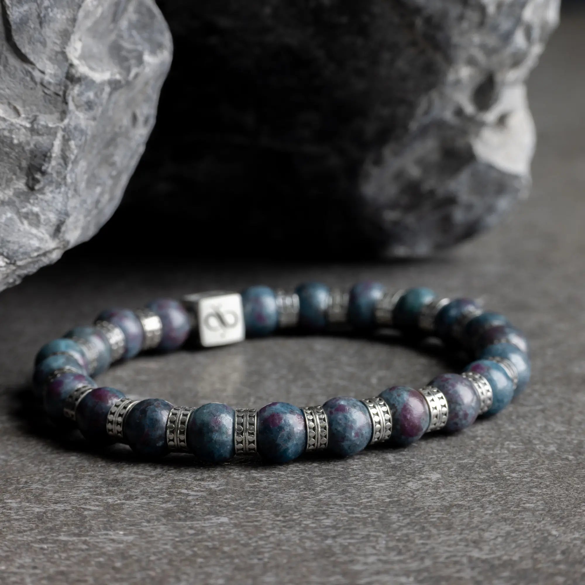 Ruby Kyanite Bracelet I (8mm)