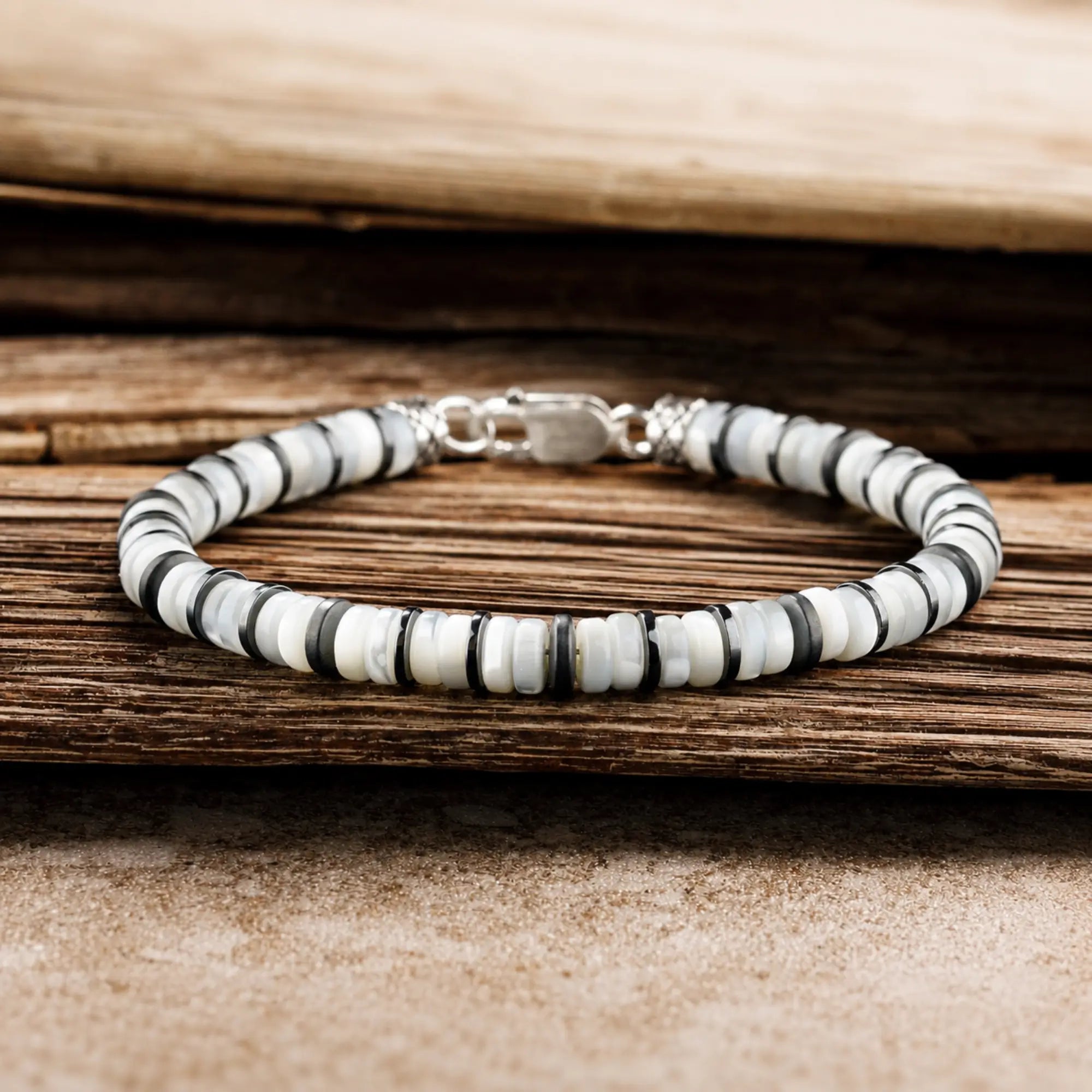 Mother of Pearl Bracelet VI (6mm)