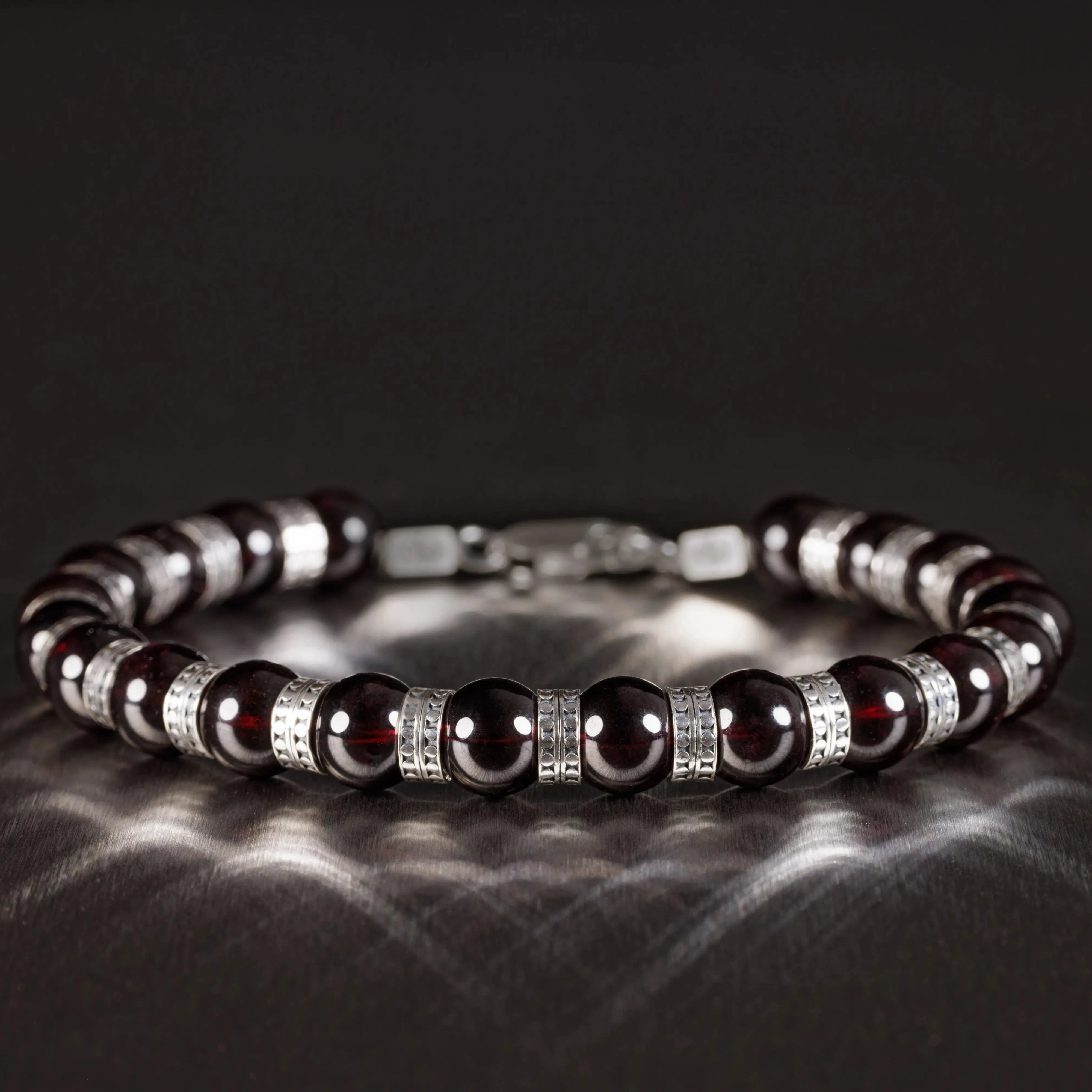 Dark Red Garnet I (8mm)