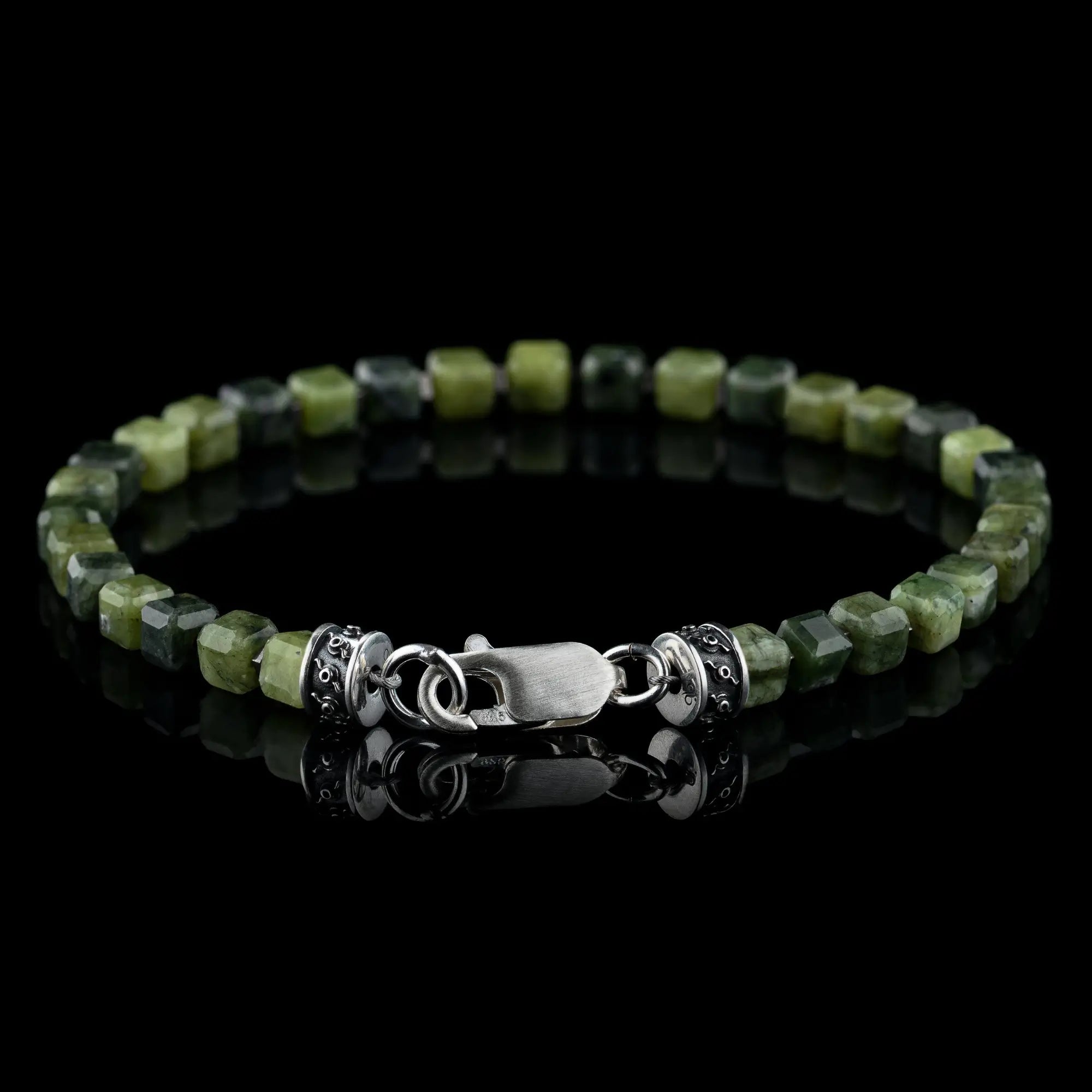 Nephrite Jade Cube Bracelet V (4mm)