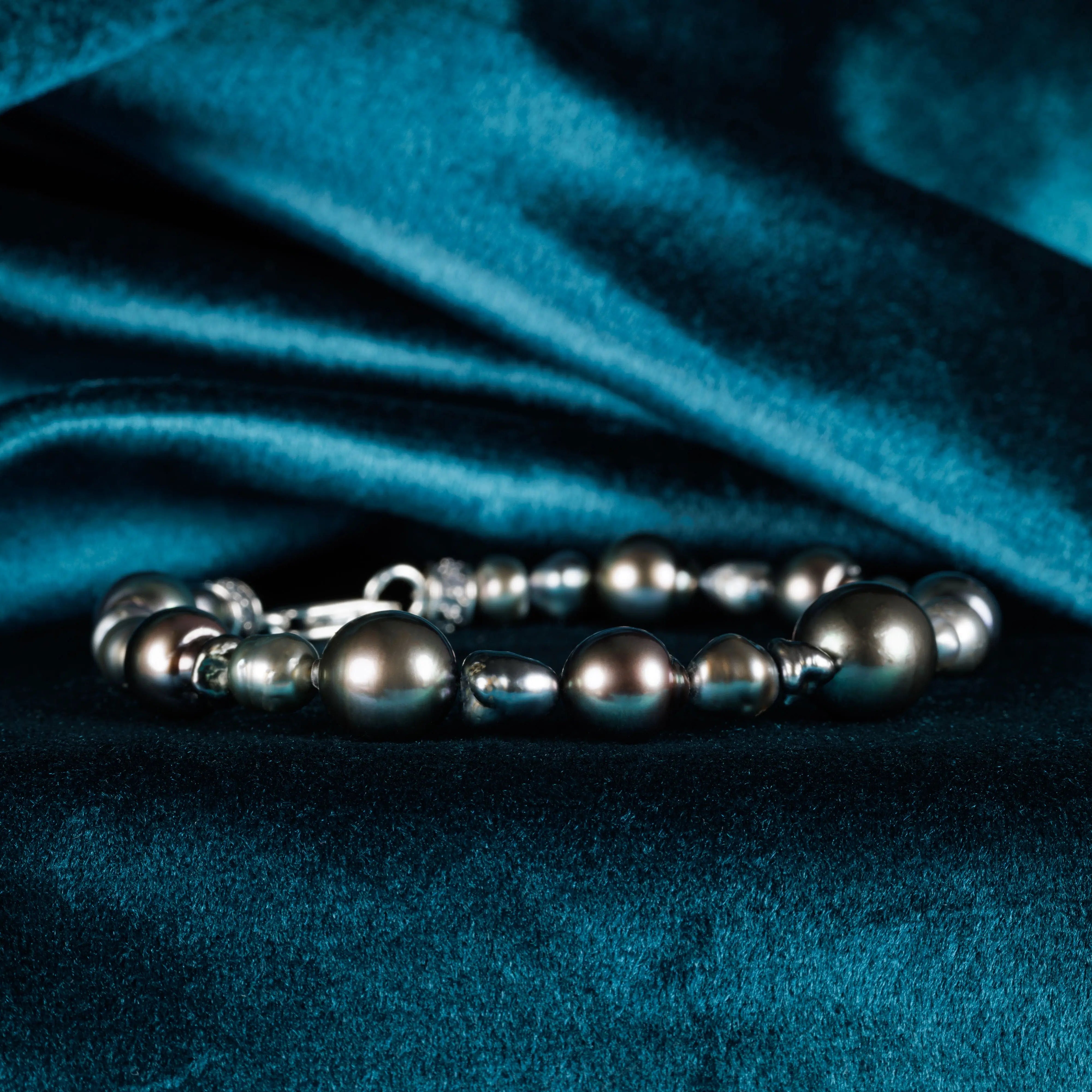 Tahiti Pearl Bracelet IX (4-11mm)