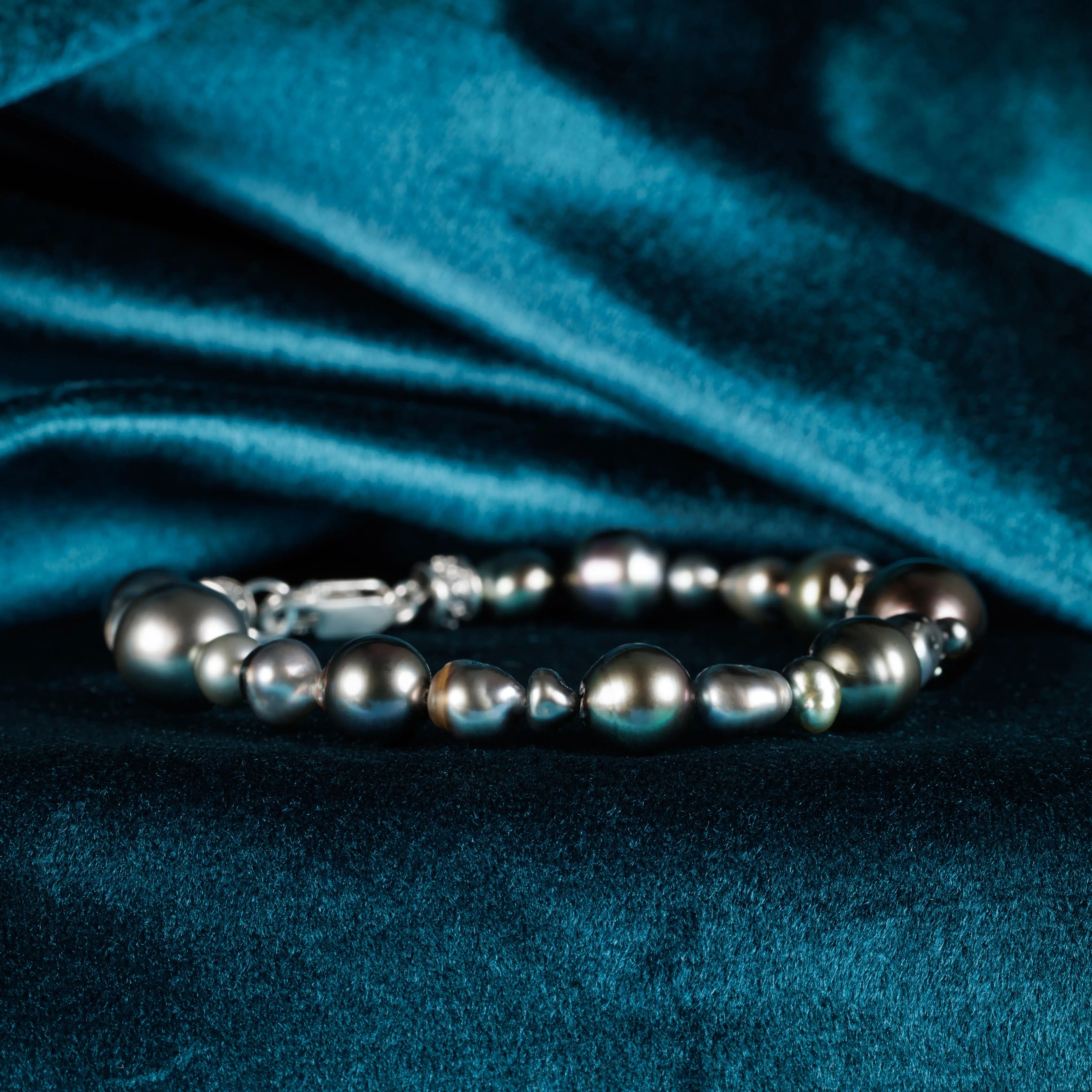 Tahiti Pearl Bracelet X (4-11mm)