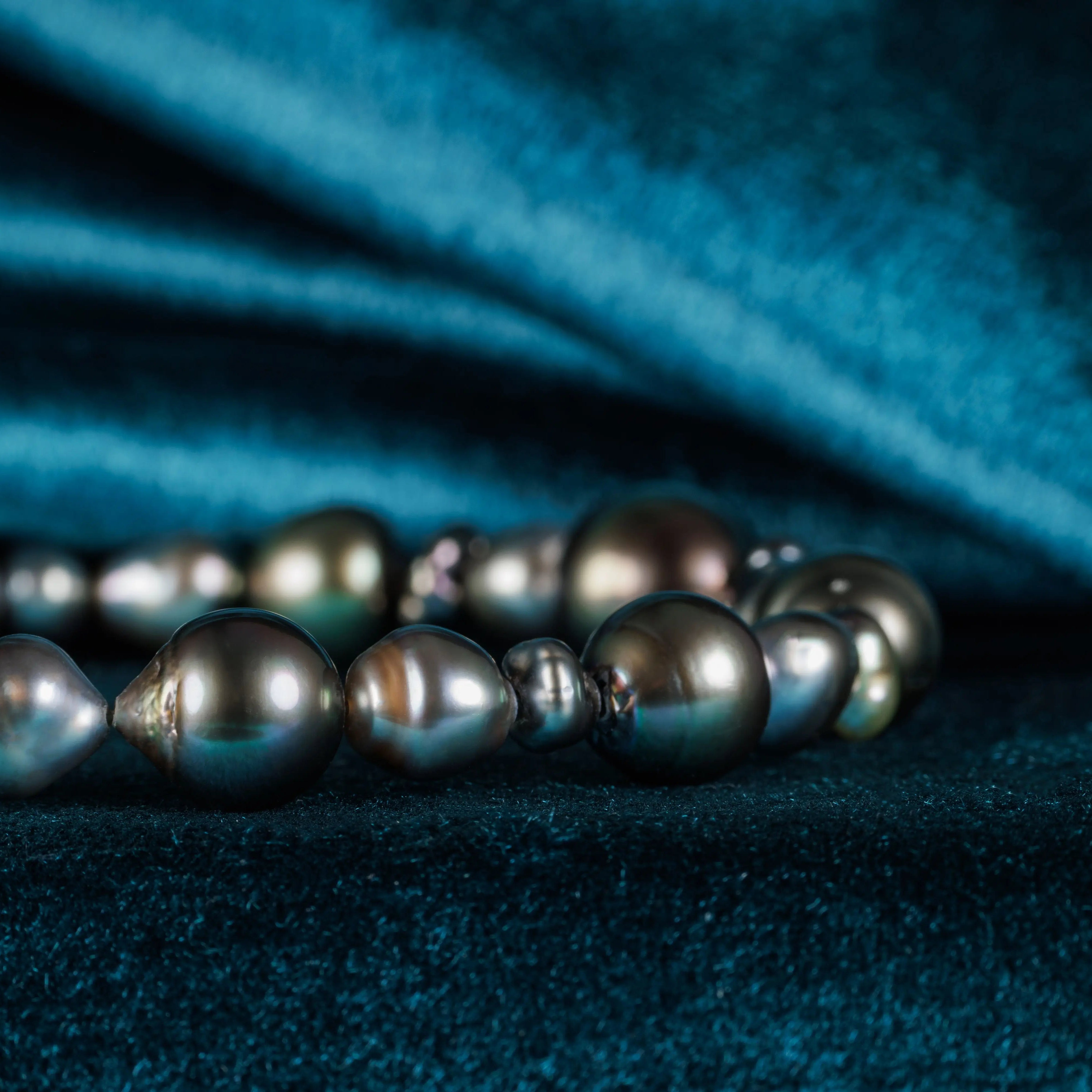 Tahiti Pearl Bracelet X (4-11mm)