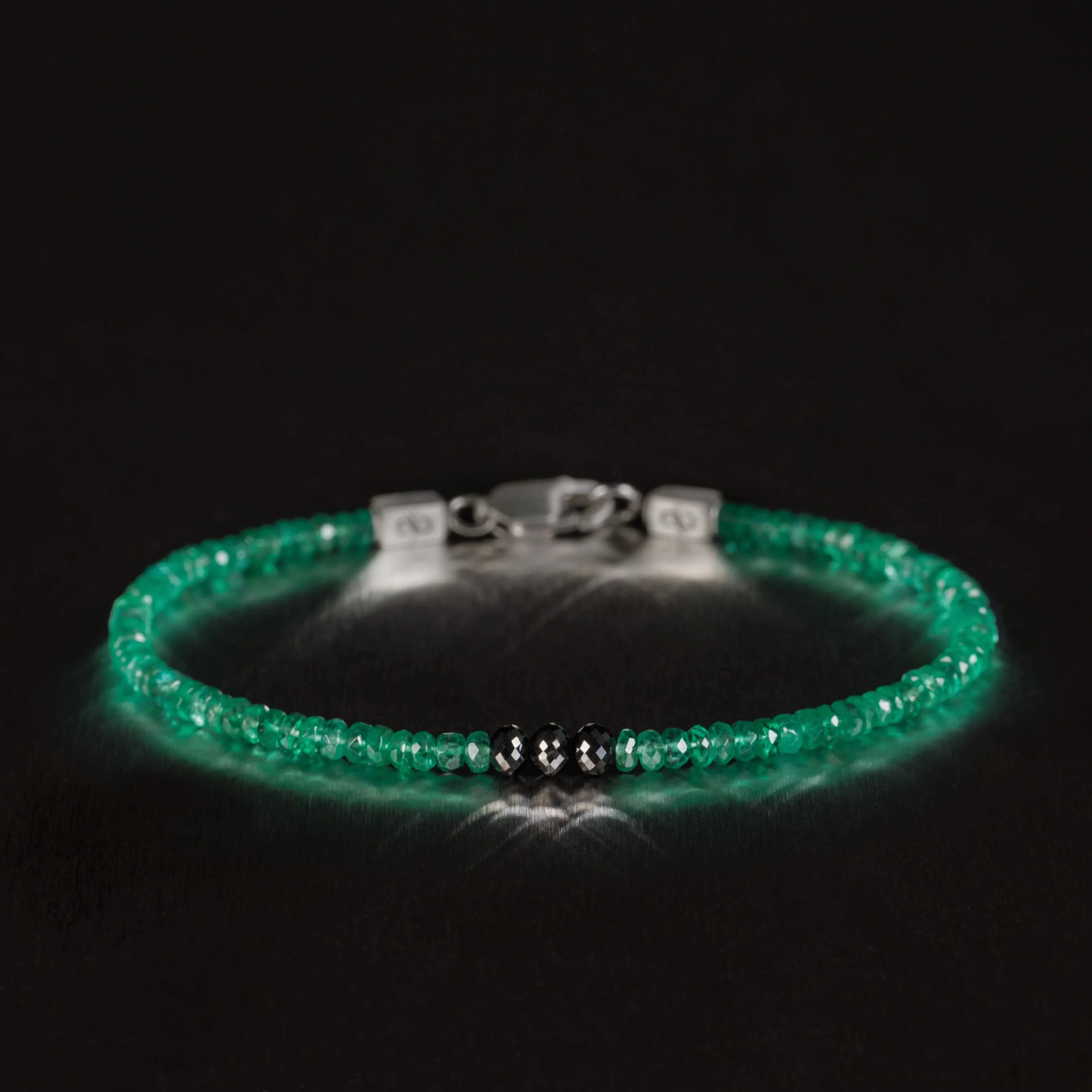 Black Diamond - Emerald Bracelet II (3-4mm)