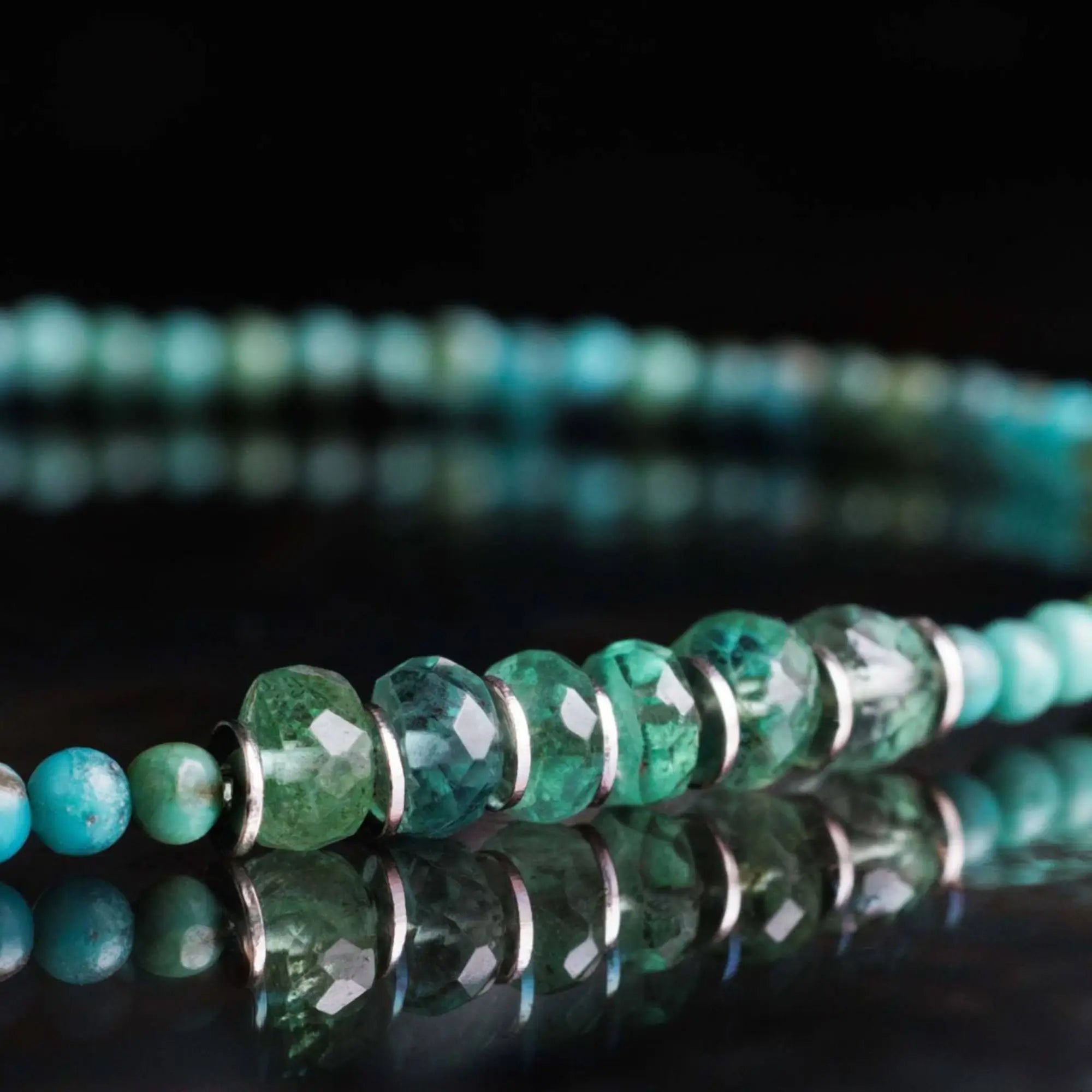 Turquoise - Emerald Bracelet IV (2-4mm)