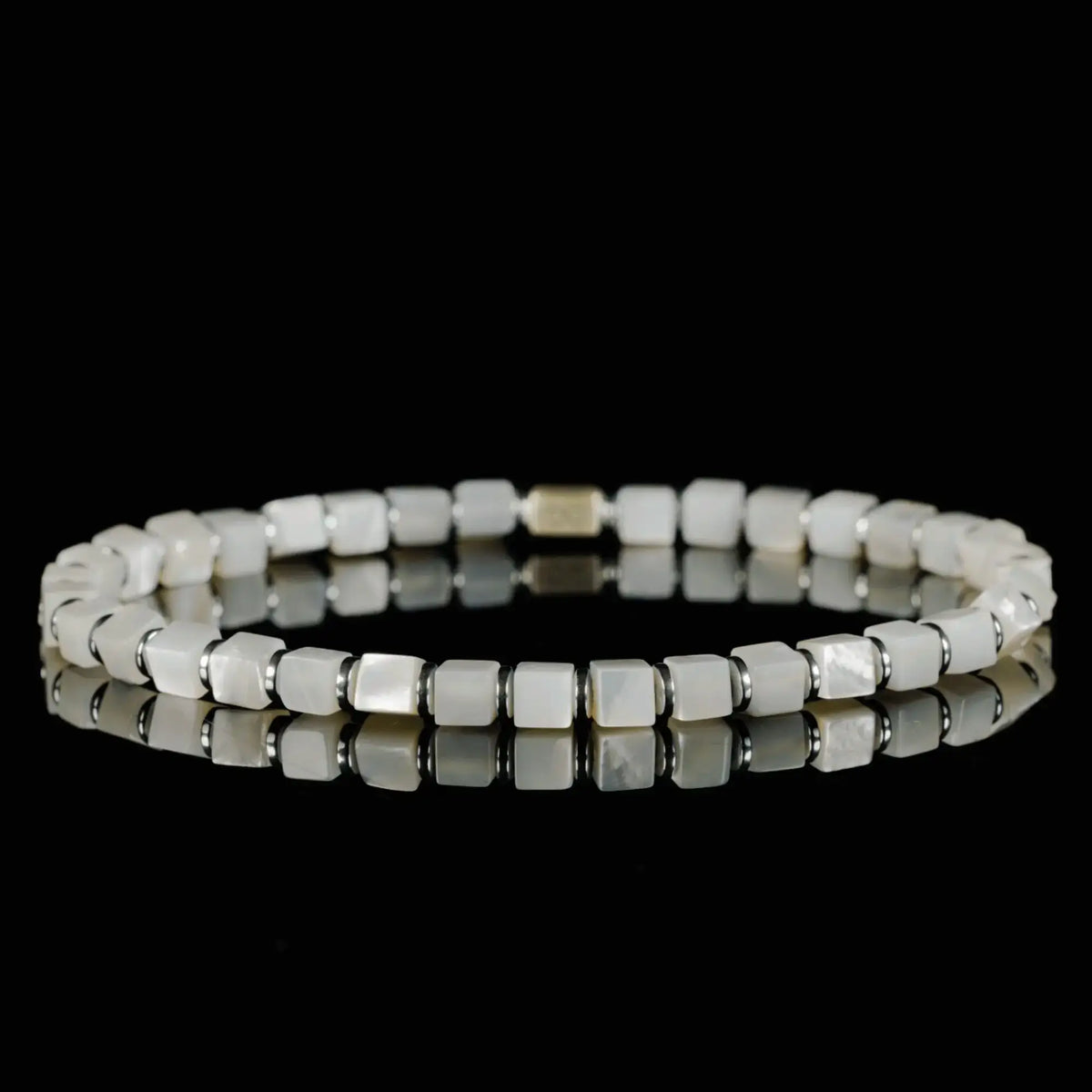 v2MotherofPearlBraceletI_4mm_1